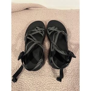 Women's Black and Gray Sandals